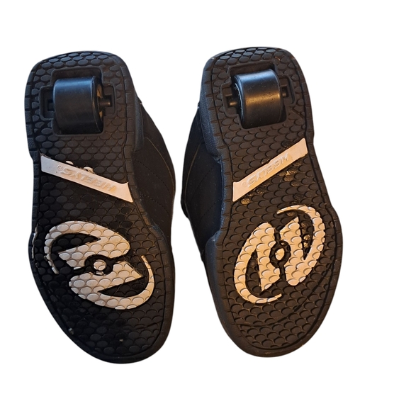 Heelys Youth Kids Skate Shoe - Picture 4 of 6